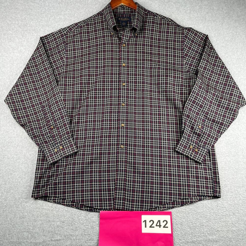 Brooks Brothers Men’s Button-Down Plaid Shirt in Burgundy, Black, White